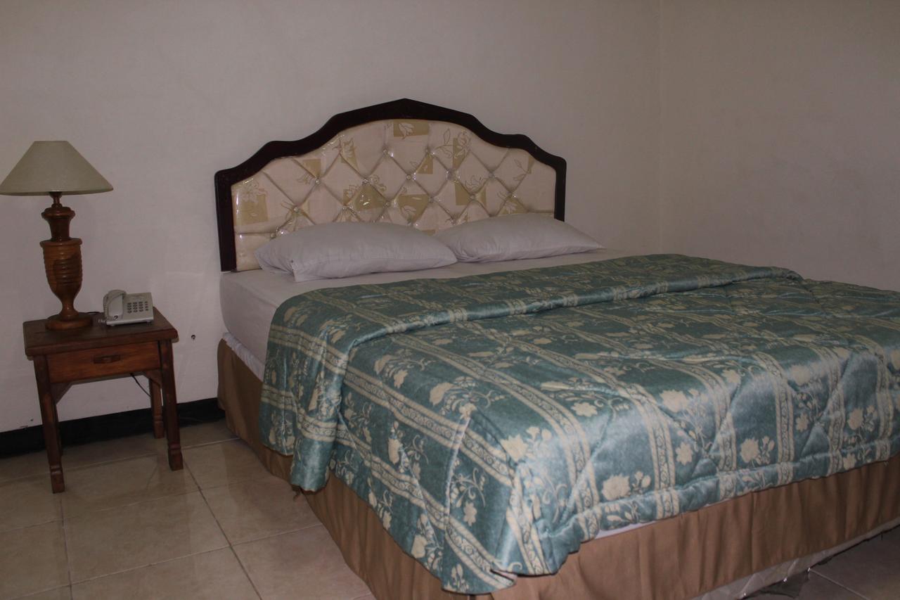 Sinar Bintang Hotel Cepu Екстериор снимка