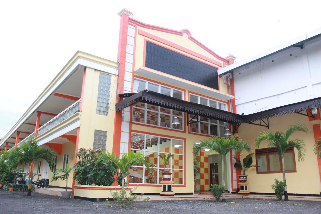 Sinar Bintang Hotel Cepu Екстериор снимка